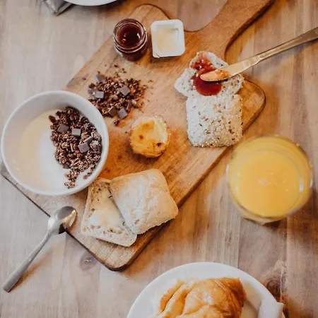 Sweet Inn - Baixa Down Prata